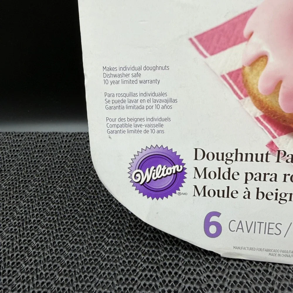Wilton 6 Cavity Doughnut Pan Non-Stick Baked Donut Baking Sheet 2105-0565 Gray